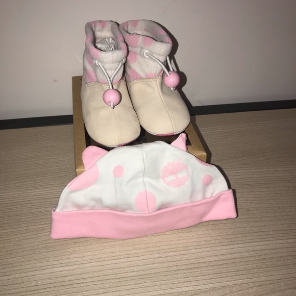 Timberland Infant Set! - Picture 2 of 5